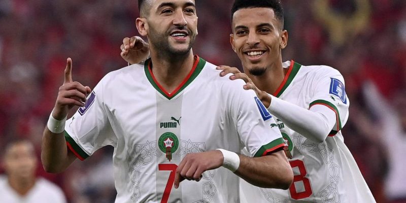 على خلاف دور المجموعات المنتخب الوطني المغربي يغيير لون القميص الذي سيواجه به منتخب هولندا في دور 32