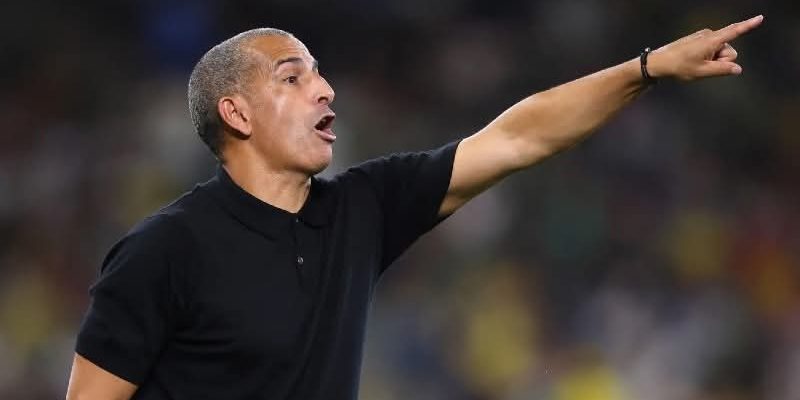أنباء عن إقالة صبري مدرب تونس بعد الخسارة المدلة أمام منتخب السويد